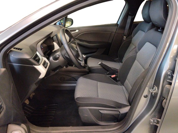 Aperçu de la photo 3 du véhicule RENAULT CLIO V
