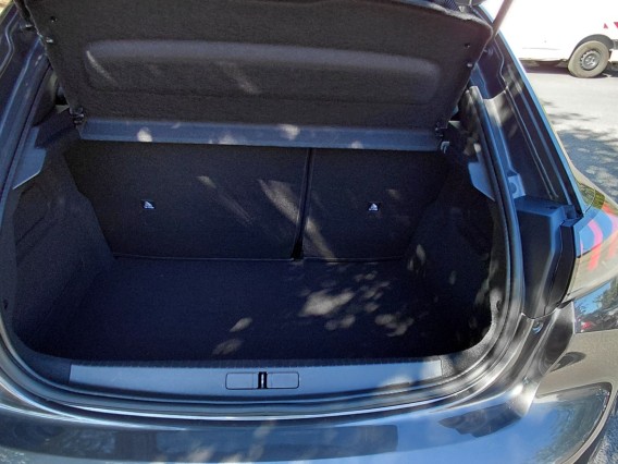 Aperçu de la photo 30 du véhicule PEUGEOT 208