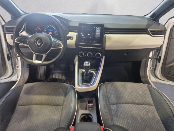 Aperçu de la photo 10 du véhicule RENAULT CLIO V