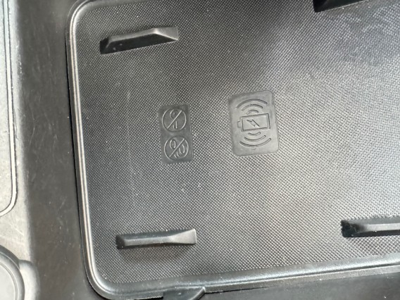 Aperçu de la photo 14 du véhicule JEEP AVENGER