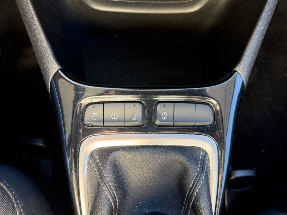 Aperçu de la photo 15 du véhicule OPEL CROSSLAND