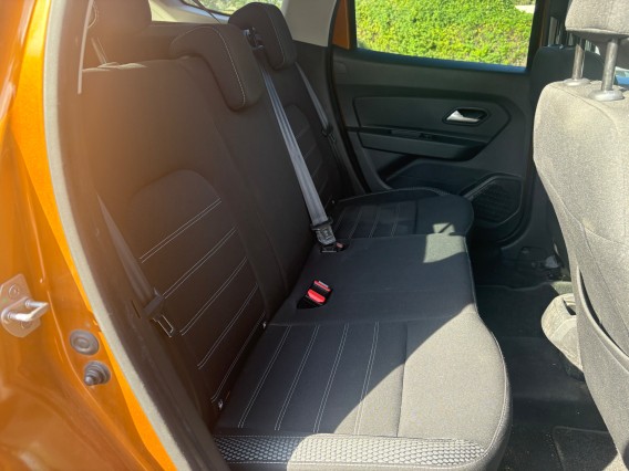 Aperçu de la photo 9 du véhicule DACIA DUSTER