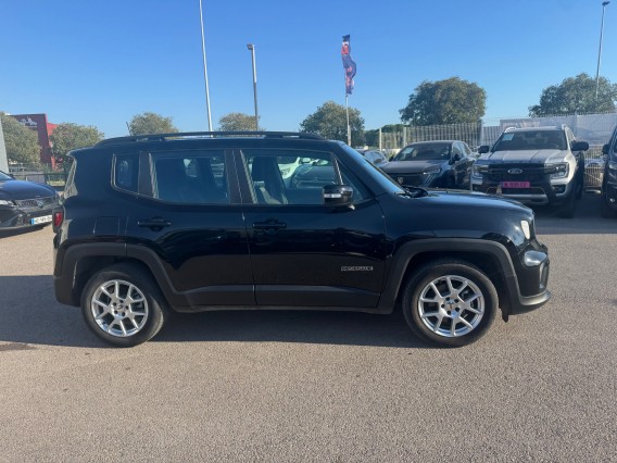 Aperçu de la photo 4 du véhicule JEEP RENEGADE