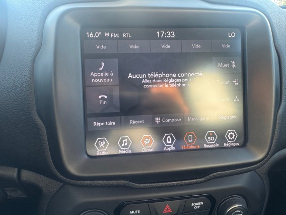 Aperçu de la photo 11 du véhicule JEEP RENEGADE