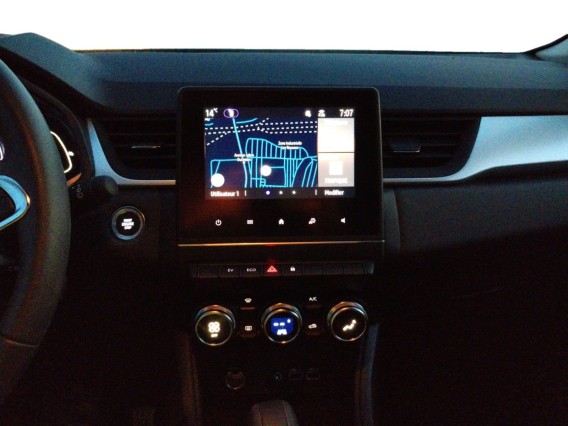 Aperçu de la photo 9 du véhicule RENAULT CAPTUR