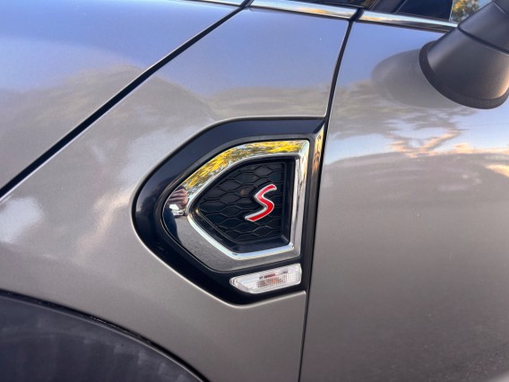 Aperçu de la photo 35 du véhicule MINI COUNTRYMAN F60 LCI