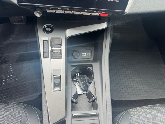 Aperçu de la photo 23 du véhicule PEUGEOT 308