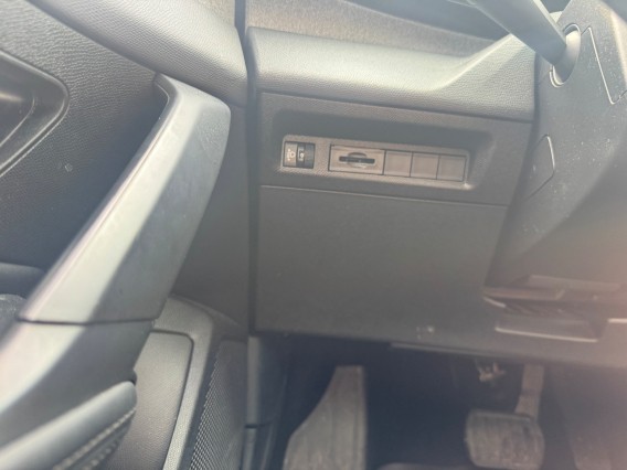 Aperçu de la photo 26 du véhicule PEUGEOT 308