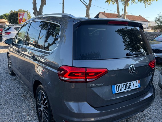 Aperçu de la photo 4 du véhicule VOLKSWAGEN TOURAN