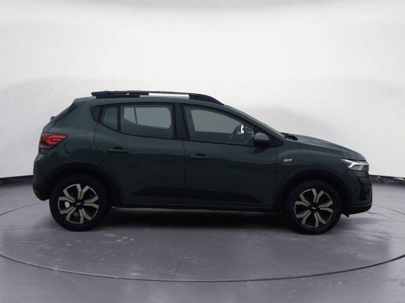 Aperçu de la photo 2 du véhicule DACIA SANDERO
