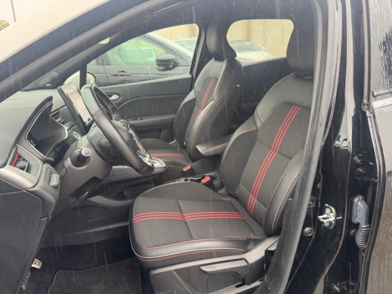 Aperçu de la photo 15 du véhicule RENAULT CAPTUR
