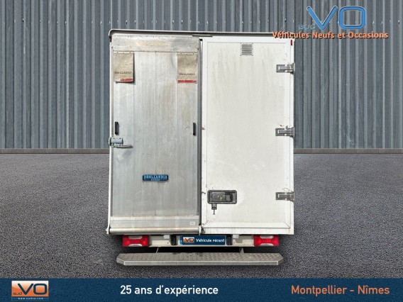 Aperçu de la photo 7 du véhicule IVECO DAILY CHASSIS CABINE