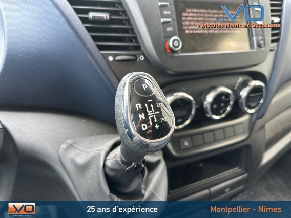 Aperçu de la photo 12 du véhicule IVECO DAILY CHASSIS CABINE