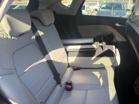 Aperçu de la photo 9 du véhicule RENAULT CAPTUR