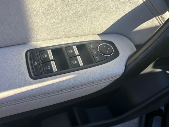 Aperçu de la photo 13 du véhicule RENAULT CAPTUR