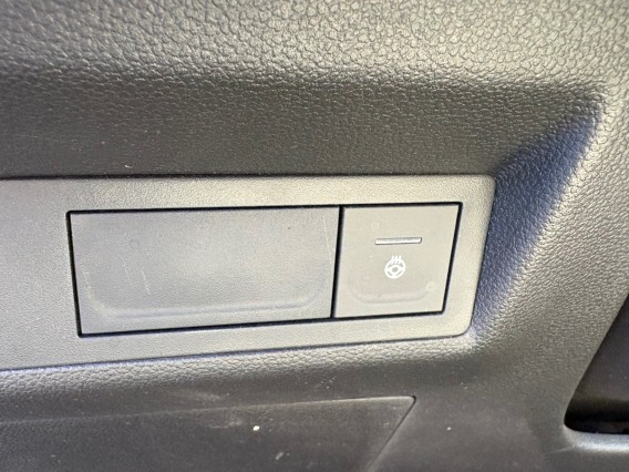 Aperçu de la photo 15 du véhicule RENAULT CAPTUR