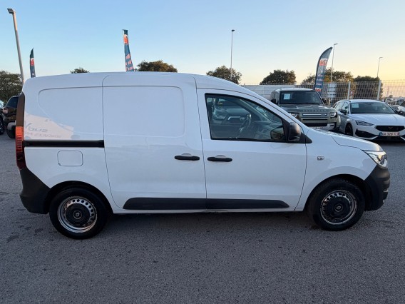 Aperçu de la photo 17 du véhicule RENAULT EXPRESS VAN