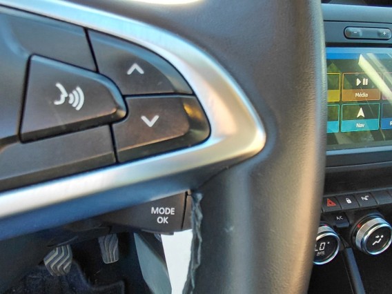 Aperçu de la photo 18 du véhicule DACIA DUSTER