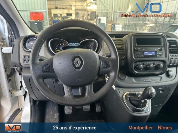 Aperçu de la photo 9 du véhicule RENAULT TRAFIC FOURGON