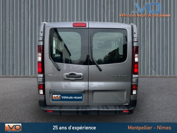 Aperçu de la photo 3 du véhicule RENAULT TRAFIC COMBI
