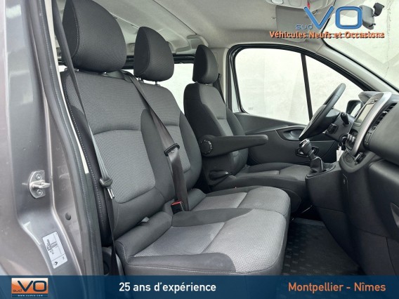 Aperçu de la photo 24 du véhicule RENAULT TRAFIC COMBI