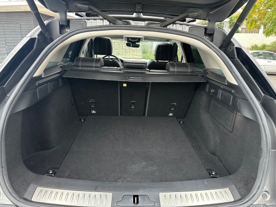 Aperçu de la photo 33 du véhicule LAND-ROVER RANGE ROVER VELAR