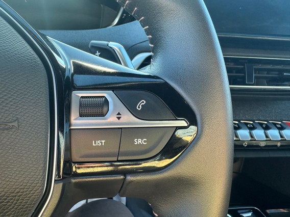 Aperçu de la photo 22 du véhicule PEUGEOT 3008