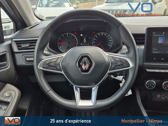 Aperçu de la photo 10 du véhicule RENAULT CLIO V