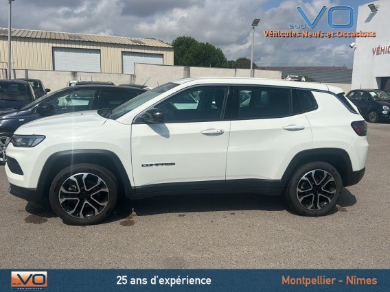 Aperçu de la photo 27 du véhicule JEEP COMPASS