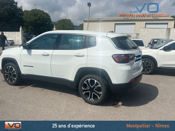 Aperçu de la photo 28 du véhicule JEEP COMPASS