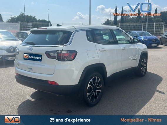 Aperçu de la photo 30 du véhicule JEEP COMPASS