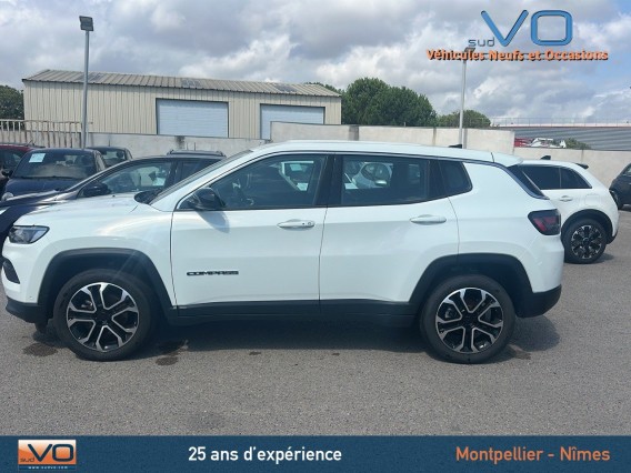Aperçu de la photo 31 du véhicule JEEP COMPASS