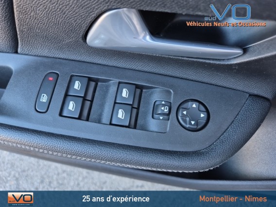 Aperçu de la photo 24 du véhicule OPEL MOKKA