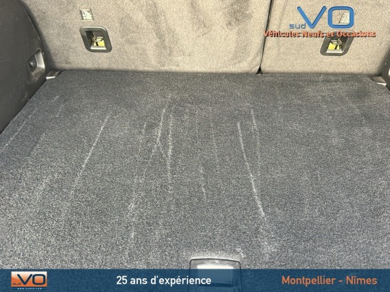 Aperçu de la photo 18 du véhicule JEEP COMPASS