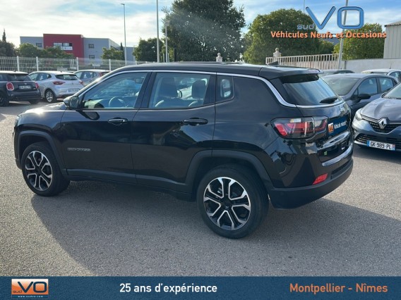Aperçu de la photo 30 du véhicule JEEP COMPASS