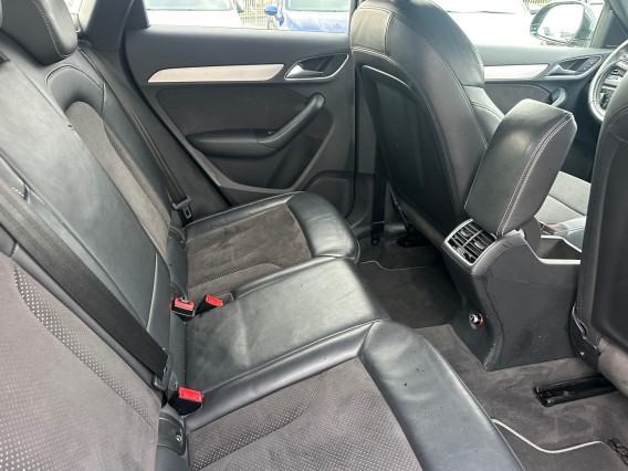 Aperçu de la photo 13 du véhicule AUDI Q3