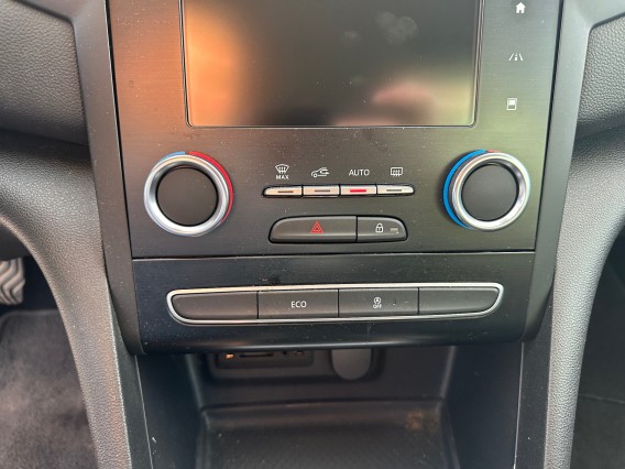 Aperçu de la photo 22 du véhicule RENAULT MEGANE IV ESTATE