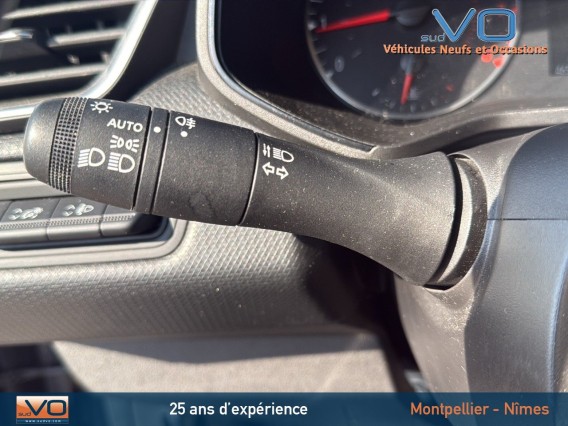 Aperçu de la photo 18 du véhicule RENAULT CLIO V