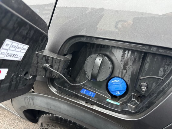 Aperçu de la photo 32 du véhicule PEUGEOT 2008