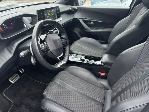 Aperçu de la photo 33 du véhicule PEUGEOT 2008