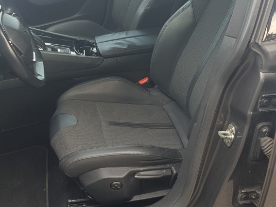 Aperçu de la photo 13 du véhicule PEUGEOT 508