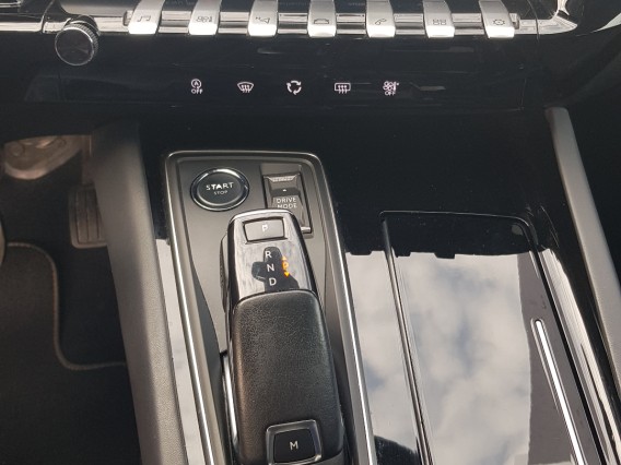 Aperçu de la photo 16 du véhicule PEUGEOT 508