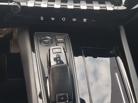 Aperçu de la photo 17 du véhicule PEUGEOT 508