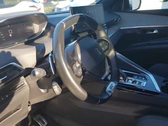 Aperçu de la photo 9 du véhicule PEUGEOT 3008