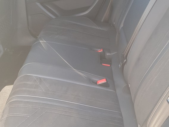 Aperçu de la photo 11 du véhicule PEUGEOT 3008