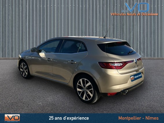 Aperçu de la photo 5 du véhicule RENAULT MEGANE IV BERLINE