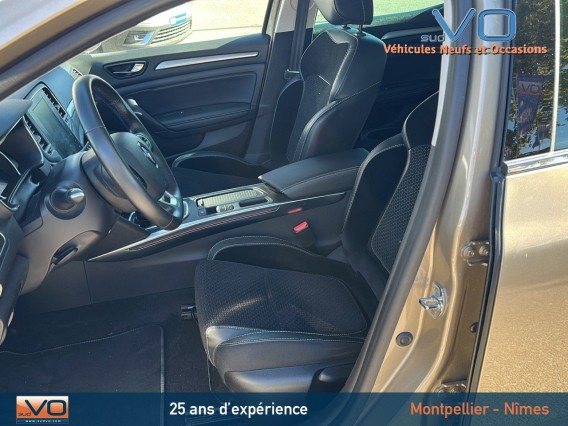 Aperçu de la photo 16 du véhicule RENAULT MEGANE IV BERLINE