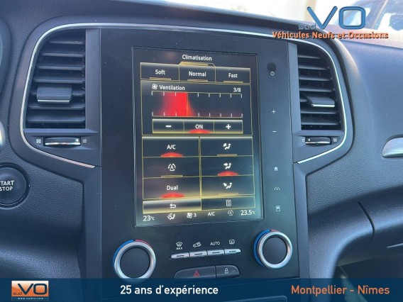 Aperçu de la photo 22 du véhicule RENAULT MEGANE IV BERLINE