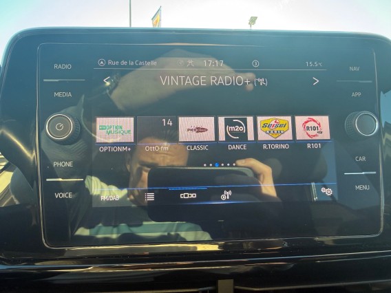 Aperçu de la photo 16 du véhicule VOLKSWAGEN T-ROC