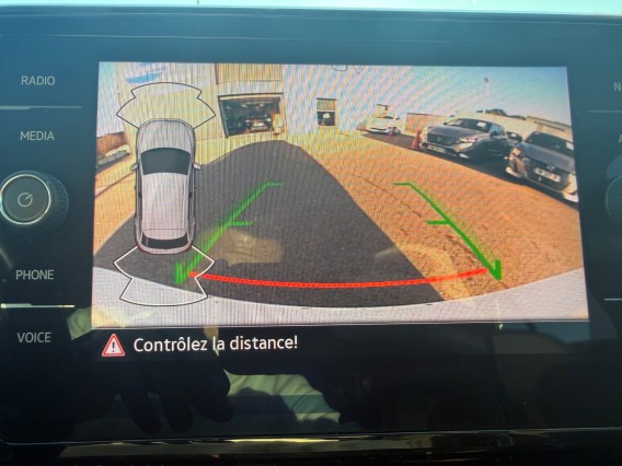 Aperçu de la photo 24 du véhicule VOLKSWAGEN T-ROC